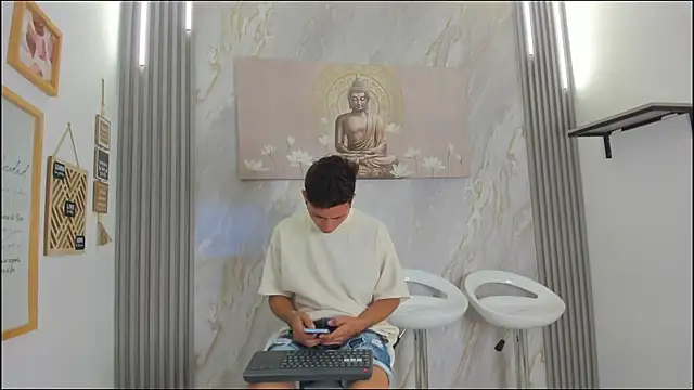 VERY HOT GUYS online show from 12-22-25, 07:27