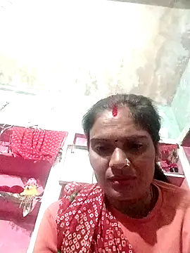 LOVE-VIKA online show from 10-17-25, 04:42