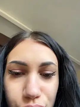 ilariea girl online show from 10-16-25, 07:20