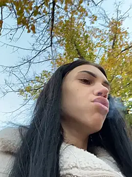 ilariea girl online show from 10-26-25, 04:02