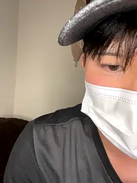 Snapshot of kumatan3434 chatting on 10-18-25, 01:34 kumatan3434 online show from 10-18-25, 01:34