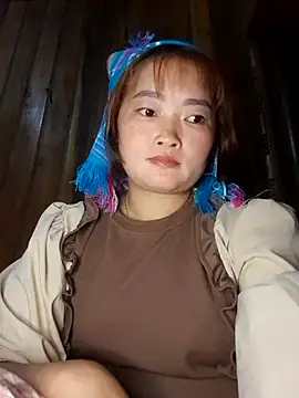 Snapshot of Bum_538 chatting on 11-11-25, 11:32 Bum 538 online show from 11-11-25, 11:32