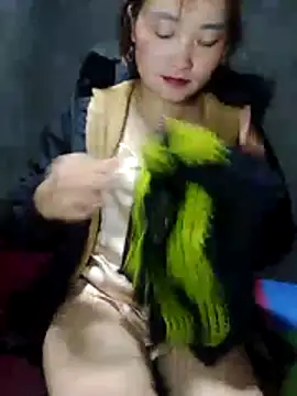 Snapshot of Bum_538 chatting on 11-17-25, 01:33 Bum 538 online show from 11-17-25, 01:33