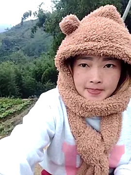 Snapshot of Bum_538 chatting on 11-21-25, 12:32 Bum 538 online show from 11-21-25, 12:32