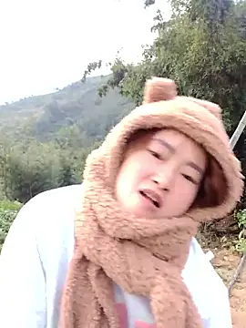 Snapshot of Bum_538 chatting on 11-22-25, 12:20 Bum 538 online show from 11-22-25, 12:20