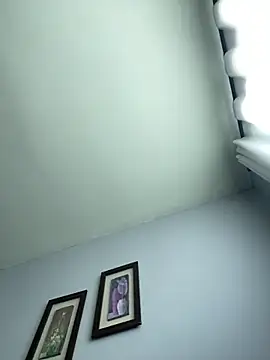 Snapshot of cariocabl chatting on 10-15-25, 03:23 cariocabl online show from 10-15-25, 03:23