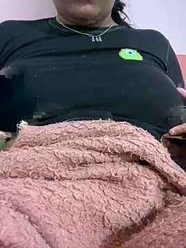 Snapshot of cariocabl chatting on 10-23-25, 02:55 cariocabl online show from 10-23-25, 02:55