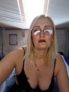 Jenny Blum online show from 12-16-25, 11:15