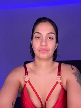 LaPetiteKim online show from 01-14-26, 08:03