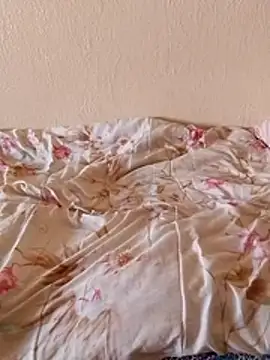 Snapshot of anal_lover90 chatting on 10-27-25, 08:29 anal lover90 online show from 10-27-25, 08:29