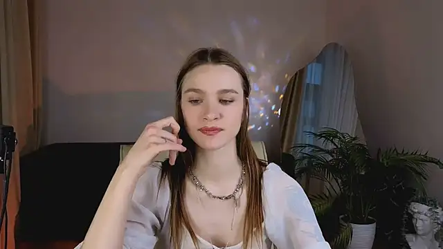 PollyMayer online show from 10-02-25, 06:42