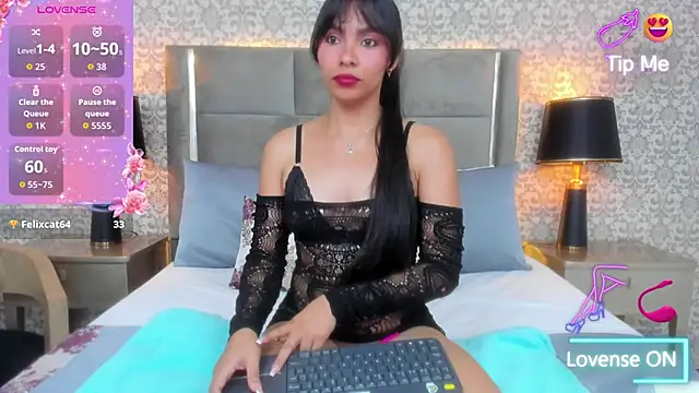 Snapshot of KoralBlum chatting on 12-03-25, 01:46 KoralBlum online show from 12-03-25, 01:46