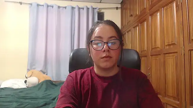 Venus cat  online show from 02-13-26, 12:28