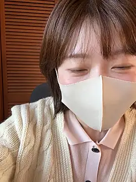 momo yuipu online show from 11-03-25, 11:26