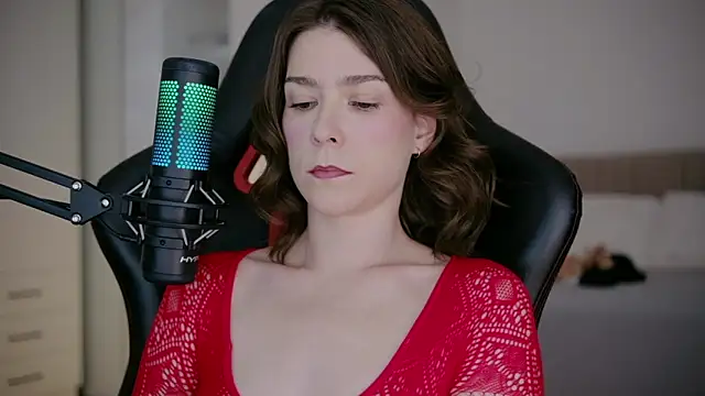 WowHelloAlice online show from 02-21-26, 08:59