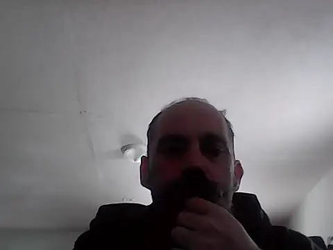 Snapshot of crazyheratic8 chatting on 12-01-25, 06:46 crazyheratic8 online show from 12-01-25, 06:46