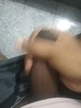 Snapshot of jeet_00 chatting on 11-17-25, 10:54 jeet 00 online show from 11-17-25, 10:54