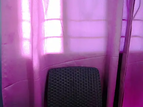 Snapshot of miss_katty28 chatting on 12-04-25, 03:27 miss katty28 online show from 12-04-25, 03:27