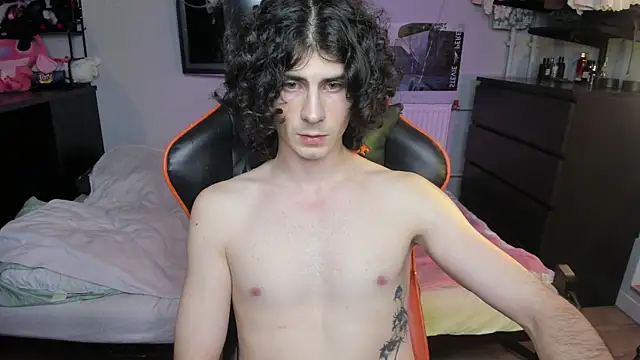 Snapshot of Rakimaru_ chatting on 10-19-25, 01:23 Rakimaru online show from 10-19-25, 01:23