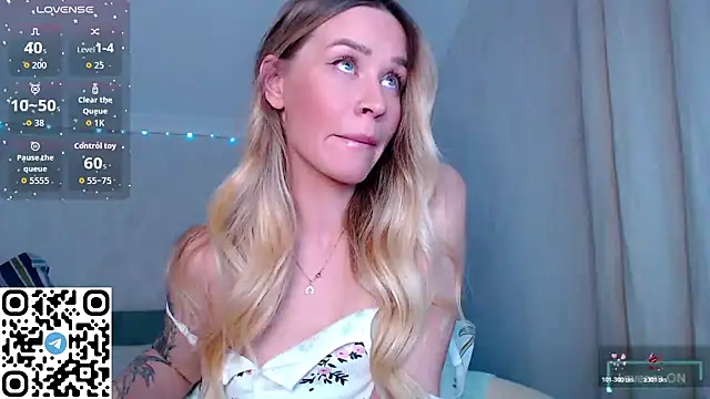 Snapshot of Anita_Delicious chatting on 02-18-26, 10:50 Anita Delicious online show from 02-18-26, 10:50