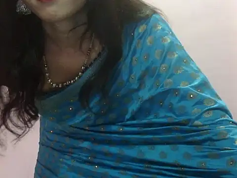 Snapshot of Laila_Cute chatting on 07-05-26, 04:19 Laila Cute online show from 07-05-26, 04:19