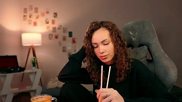 branchwithflowerss online show from 10-15-25, 11:43