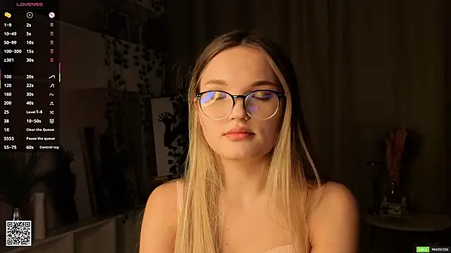 JulieLupo online show from 02-05-26, 06:07