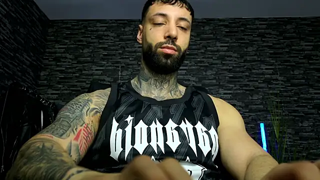 MasculineGuy99 online show from 03-24-26, 10:48