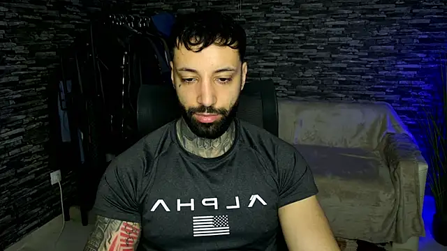 MasculineGuy99 online show from 04-03-26, 09:13