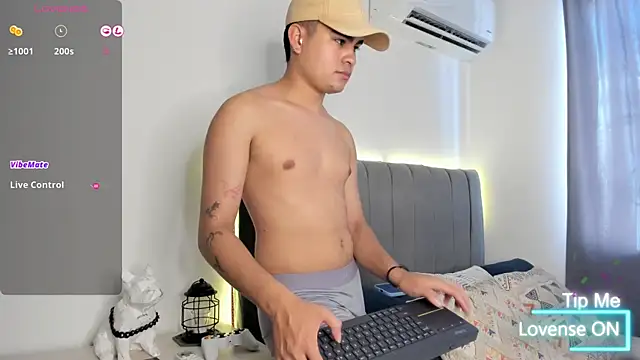 JARETHH online show from 11-26-25, 01:45