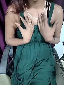 Lusty Naina online show from 10-08-25, 09:23