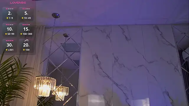 NicoleBellin online show from 10-21-25, 05:41