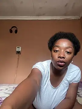 Snapshot of Barbiianaa chatting on 10-10-25, 03:22 Barbiianaa online show from 10-10-25, 03:22