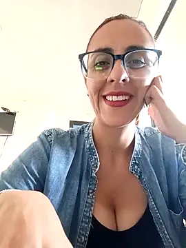 Jade 1-9 online show from 11-17-25, 06:14