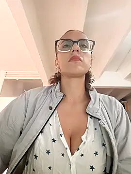 Jade 1-9 online show from 02-24-26, 02:59