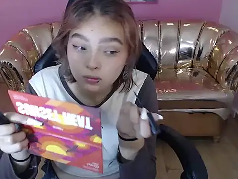 mia foster t online show from 10-15-25, 12:49