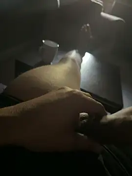 familia0210 online show from 11-16-25, 05:29