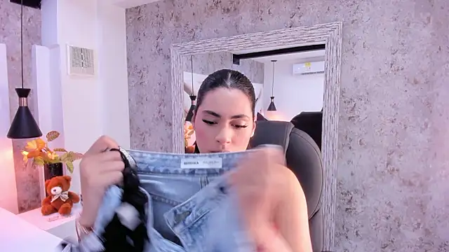 Vanessa Rain  online show from 02-09-26, 07:40