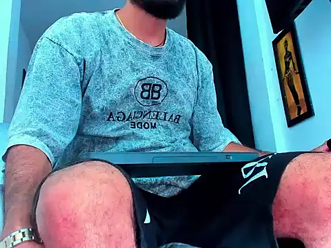 Snapshot of Brookjhonson chatting on 10-15-25, 11:27 Brookjhonson online show from 10-15-25, 11:27