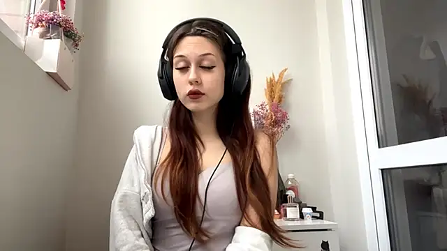 Snapshot of Nayra_flash chatting on 10-09-25, 01:09 Nayra flash online show from 10-09-25, 01:09