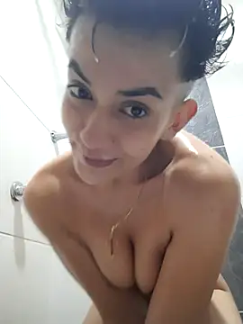 Snapshot of Zulyhenao chatting on 10-05-25, 01:20 Zulyhenao online show from 10-05-25, 01:20