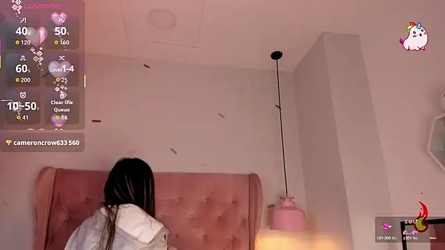 Snapshot of Vanelope_evanss chatting on 02-21-26, 01:12 Vanelope evanss online show from 02-21-26, 01:12