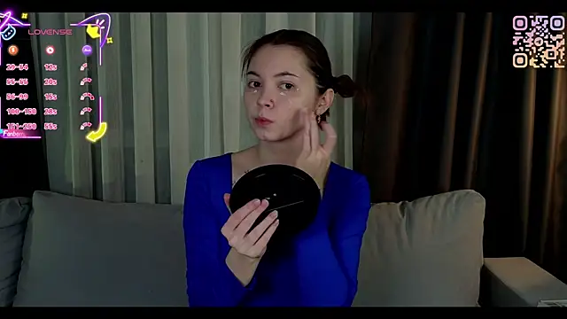 Snapshot of Show_Ray chatting on 11-07-25, 07:58 Show Ray online show from 11-07-25, 07:58