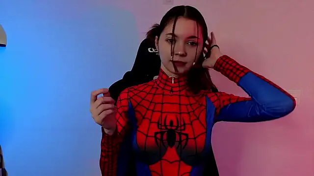 Snapshot of Show_Ray chatting on 12-05-25, 04:36 Show Ray online show from 12-05-25, 04:36