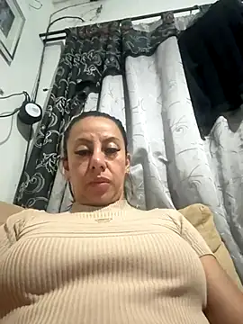 Snapshot of GisellTorres36 chatting on 11-22-25, 06:45 GisellTorres36 online show from 11-22-25, 06:45