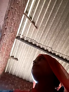 Snapshot of Mona7070 chatting on 10-08-25, 06:44 Mona7070 online show from 10-08-25, 06:44