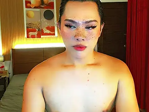 Snapshot of fallinLunaxX chatting on 10-18-25, 07:36 fallinLunaxX online show from 10-18-25, 07:36