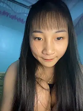 banlinh004 online show from 10-27-25, 05:33