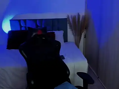 Dammianmiller online show from 10-05-25, 02:43