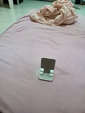 felipinho000777 online show from 10-23-25, 12:54